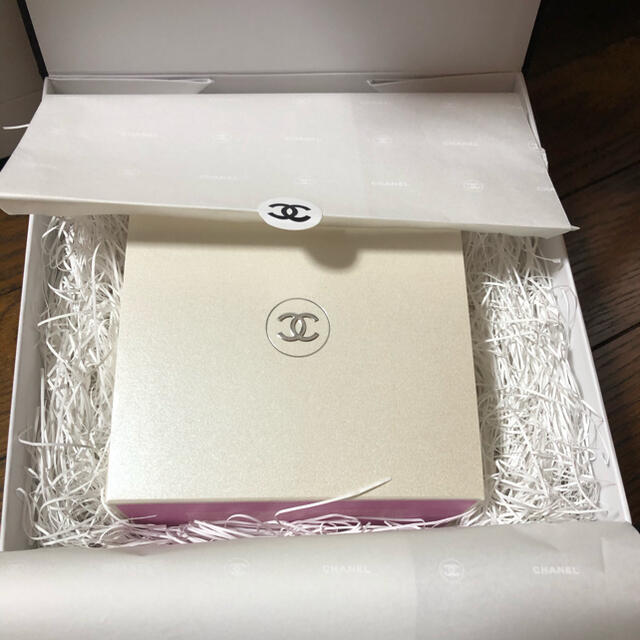 ★専用★CHANEL ボディークリーム