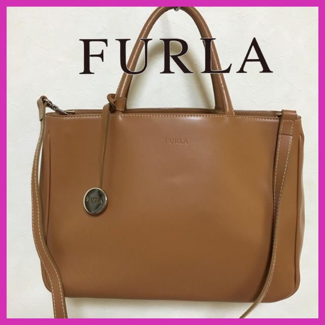 Furla(フルラ)の美品❤️FURLAフルラ ハンドバッグ 斜め掛け ロングショルダー付属 レディースのバッグ(ハンドバッグ)の商品写真