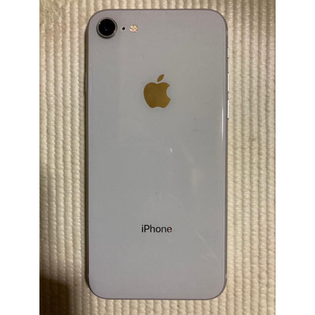 iPhone SIMフリー シルバーの通販 by KICHI's shop｜アイフォーンならラクマ - iPhone8 64GB 超激得格安