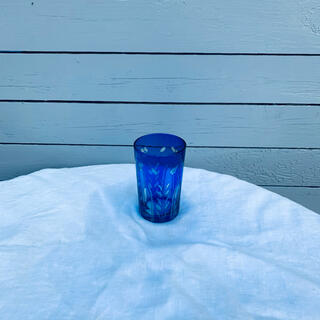 青のガラス(食器)