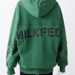 ミルクフェド　MILKFED.  スウェットパーカー　グリーン