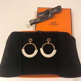 エルメス(Hermes)の✨新品✨エルメス　ループグラン　ピアス　ナタ✖️ゴールド金具　入手困難(ピアス)