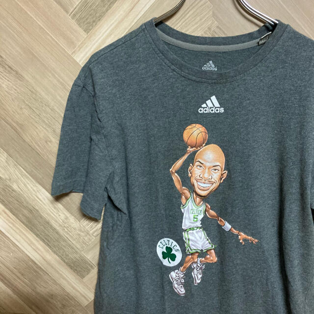 adidas(アディダス)の33 adidas Tシャツ　バスケ　グレー メンズのトップス(Tシャツ/カットソー(半袖/袖なし))の商品写真