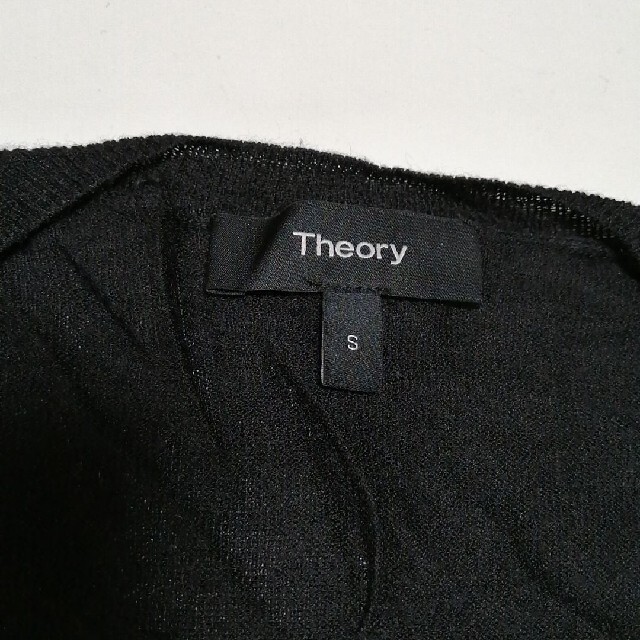 theory(セオリー)のセオリー　theory　長袖　カシミヤ レディースのトップス(ニット/セーター)の商品写真