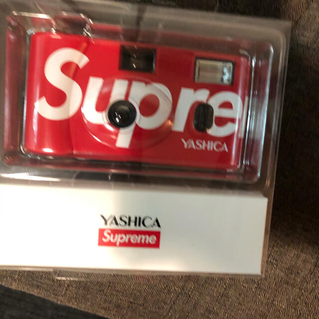 Supreme Yashica MF-1 Camera Red シュプリーム