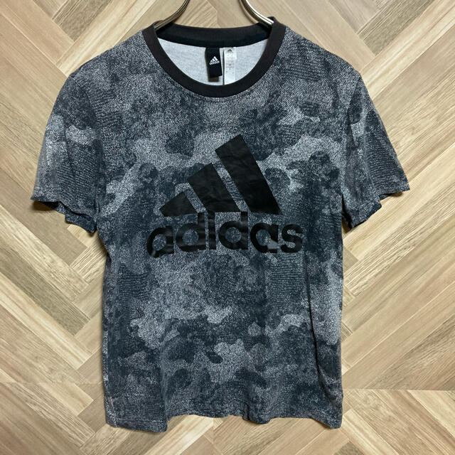 37 adidas アディダス Tシャツ　迷彩　カモ柄　ビックロゴ