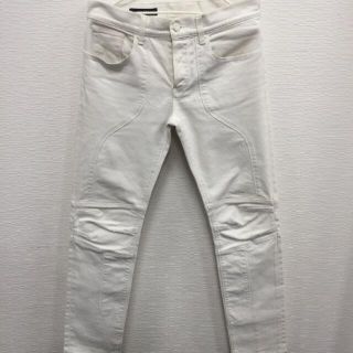グッチ 白 デニム ジーンズ メンズ の通販 9点 Gucciのメンズを買うならラクマ