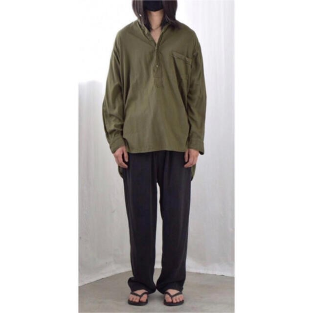 comoli ベタシャンプルオーバーシャツ olive - シャツ