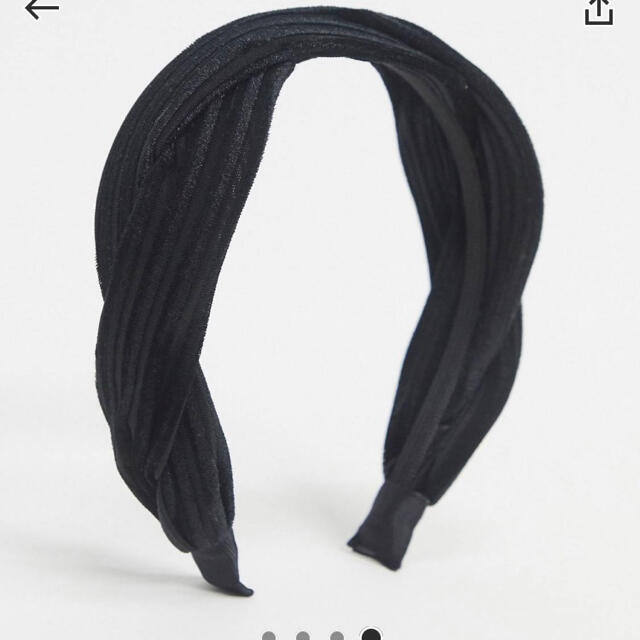 asos(エイソス)の送料込　ヘッドバンド⭐︎ツイスト レディースのヘアアクセサリー(カチューシャ)の商品写真