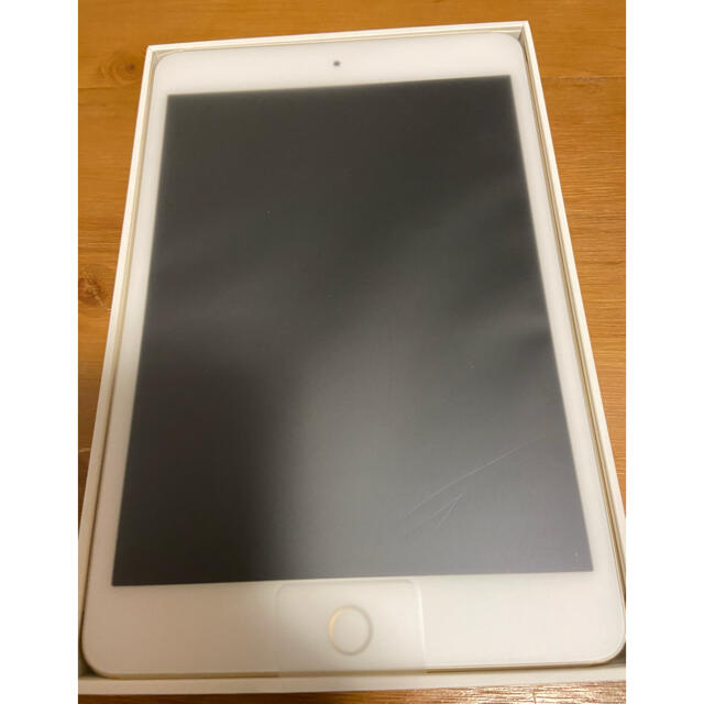 【新品、未使用】iPad mini 4 Wi-Fiモデル【GOLD 128GB】 2