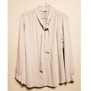 ユニクロ(UNIQLO)のユニクロ レーヨンボウタイ ブラウス(長袖)(シャツ/ブラウス(長袖/七分))