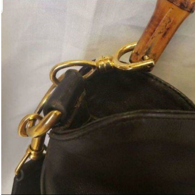 Gucci(グッチ)の最終価格グッチ☆ヴィンテージ☆バンブーショルダー レディースのバッグ(ショルダーバッグ)の商品写真