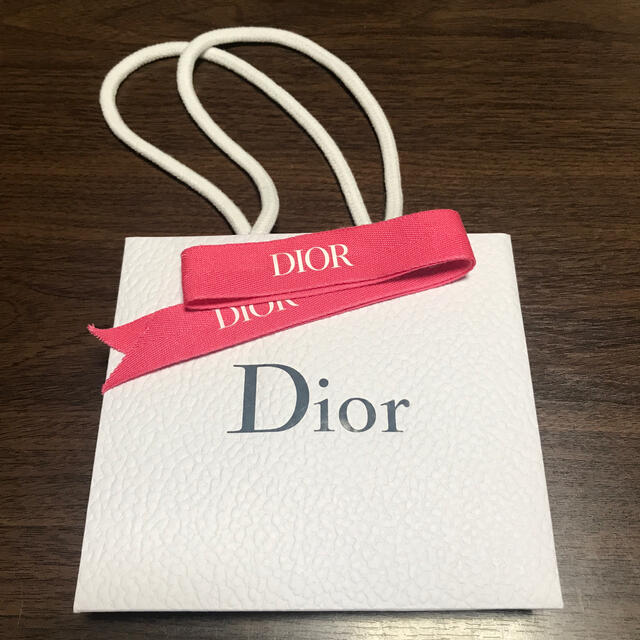 Dior(ディオール)のDior 紙袋 レディースのバッグ(ショップ袋)の商品写真