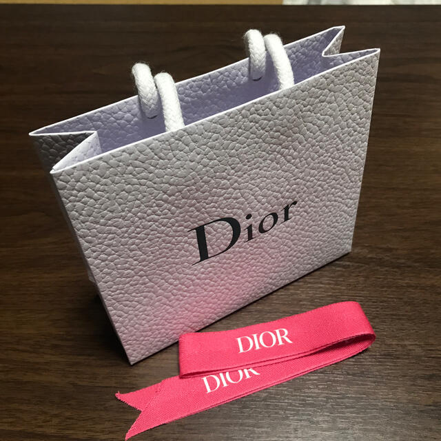 Dior(ディオール)のDior 紙袋 レディースのバッグ(ショップ袋)の商品写真