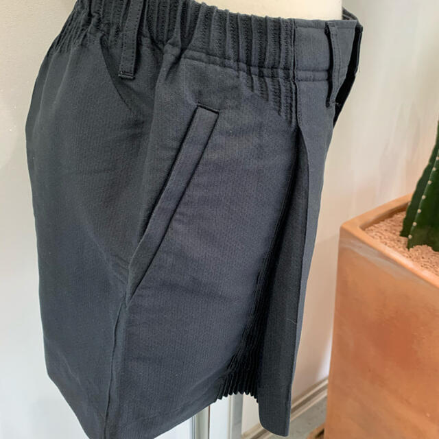 □【B-43】GIVENCHY ショートパンツ/MJ220927024