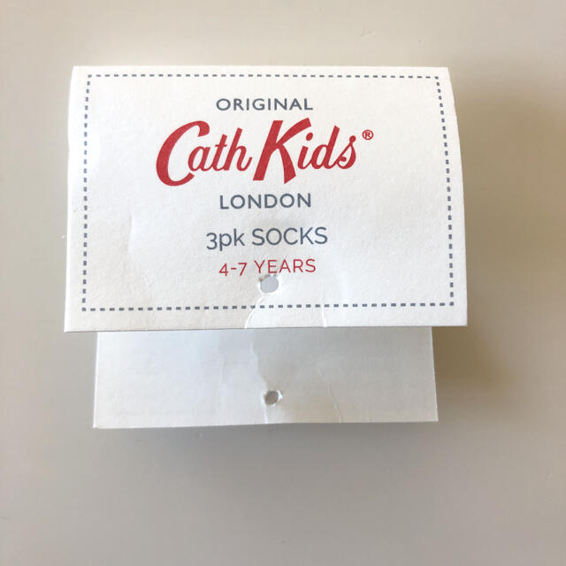 Cath Kidston(キャスキッドソン)の新品　キャスキッドソン　キッズソックス3足セット キッズ/ベビー/マタニティのこども用ファッション小物(靴下/タイツ)の商品写真