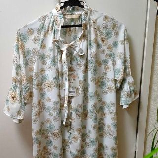 ユニクロ(UNIQLO)の専用 ユニクロ ポールアンドジョー コラボ ブラウス スカート Mサイズ セット(シャツ/ブラウス(長袖/七分))