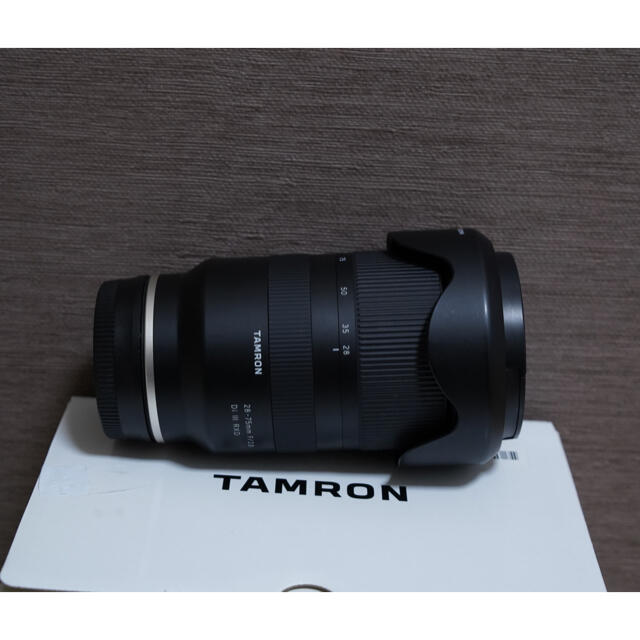 TAMRON(タムロン)のTAMRON 28-75mm F2.8 Di Ⅲ RXD SONY用 スマホ/家電/カメラのカメラ(ミラーレス一眼)の商品写真