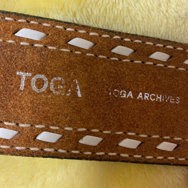 TOGA(トーガ)のTOGA ARCHIVES レザーバングル　リバーシブル レディースのアクセサリー(ブレスレット/バングル)の商品写真