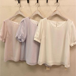 レッセパッセ(LAISSE PASSE)の美品【レッセパッセ】チュールスリーブ 切替 ブラウス ラベンダー(シャツ/ブラウス(半袖/袖なし))