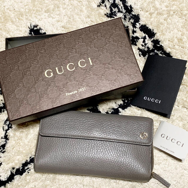 Gucci(グッチ)のグッチ　GUCCI 長財布 レディースのファッション小物(財布)の商品写真