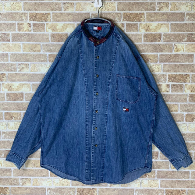 TOMMY(トミー)の送料無料！！ トミージーンズ 刺繍ロゴ ゆるだぼ 90s 切り返し デニムシャツ メンズのトップス(シャツ)の商品写真