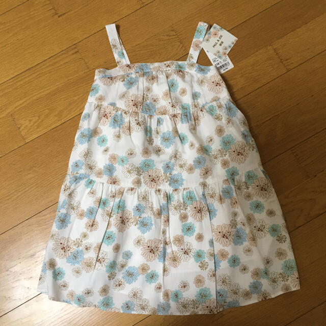 UNIQLO(ユニクロ)のユニクロ　ポール&ジョー　コラボワンピース　110cm  キッズ/ベビー/マタニティのキッズ服女の子用(90cm~)(ワンピース)の商品写真