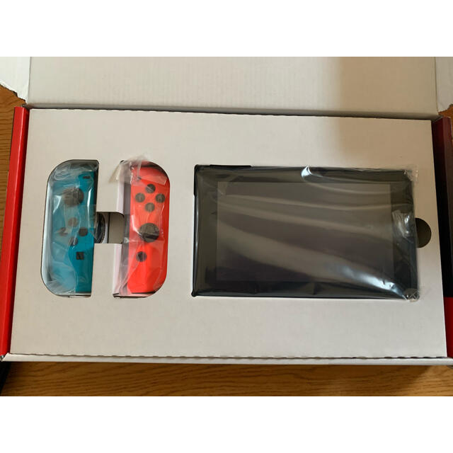 新型 Nintendo Switch ニンテンドースイッチ + おまけ付き