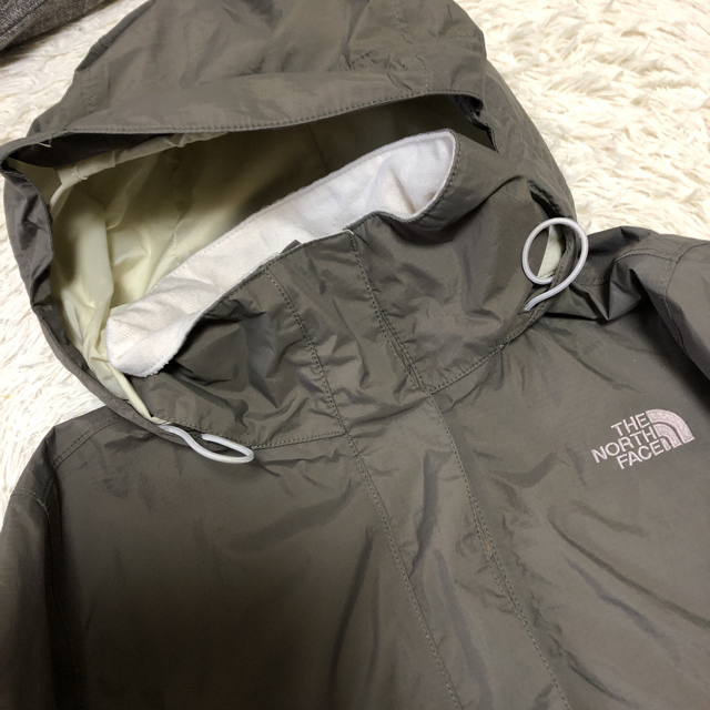 THE NORTH FACE(ザノースフェイス)のノースフェイス　マウンテンパーカー レディースのジャケット/アウター(ナイロンジャケット)の商品写真