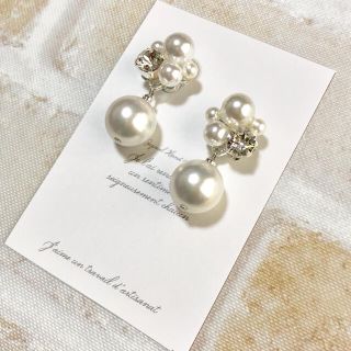 スワロフスキー(SWAROVSKI)のクリップイヤリング♡スワロフスキーと揺れるツヤパール(ピアス)