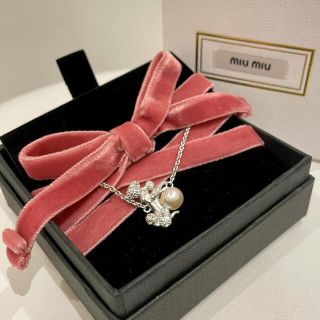 ミュウミュウ(miumiu)のレア♪ミュウミュウ　リボン sv925 クリスタルブレスレット miu miu (ブレスレット/バングル)