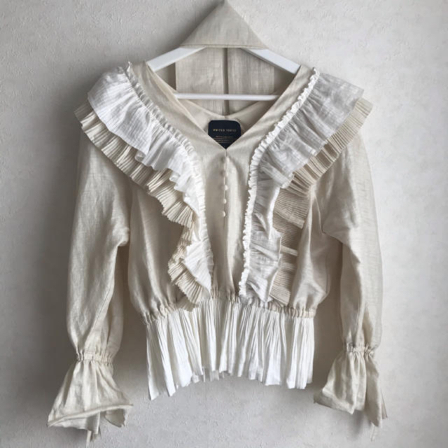 Isabel Marant(イザベルマラン)のUNITED TOKYO ブラウス　シャツ レディースのトップス(シャツ/ブラウス(長袖/七分))の商品写真