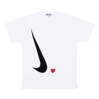 コムデギャルソン(COMME des GARCONS)の新品 / XL / PLAY COMME des GARCONS × NIKE(Tシャツ/カットソー(半袖/袖なし))