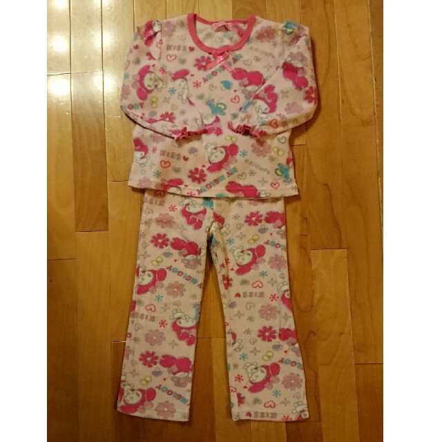 マイメロディ(マイメロディ)のマイメロディパジャマ 110 キッズ/ベビー/マタニティのキッズ服女の子用(90cm~)(パジャマ)の商品写真