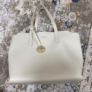 フルラ(Furla)のフルラ　サリーPETALO(トートバッグ)