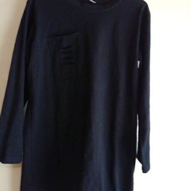 グランジエ　トップス　黒色　長袖 レディースのトップス(Tシャツ(長袖/七分))の商品写真