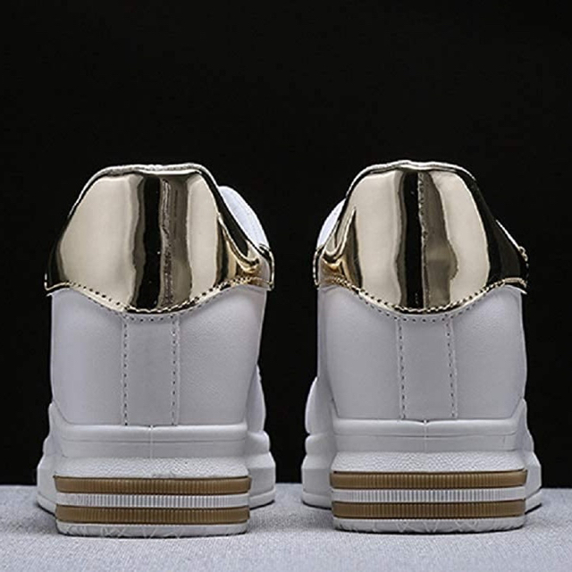 【身長7cmUP】厚底 インヒール美脚 スニーカー 韓国 白 ゴールドライン レディースの靴/シューズ(スニーカー)の商品写真