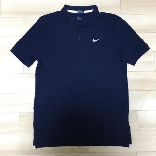 ナイキ(NIKE)のNIKEポロシャツ　メンズ　ネイビー　Mサイズ(ポロシャツ)