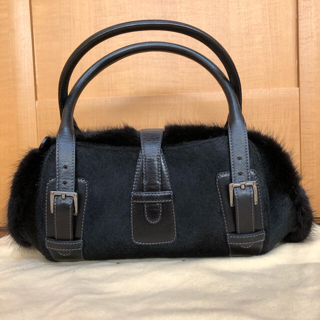 【美品】LOEWE センダ 35cm ハンドバッグ 黒 センダ レザー ファー