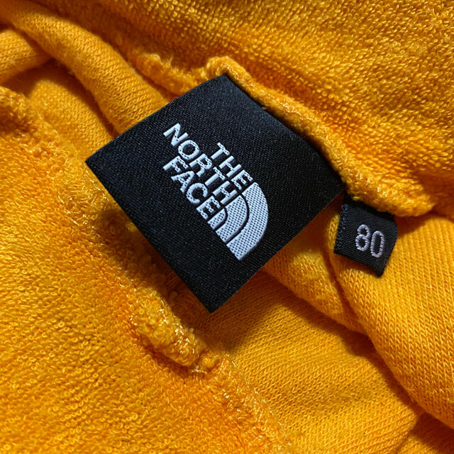 THE NORTH FACE(ザノースフェイス)のTHE NORTH FACE パイル地ショートパンツ 80 中古 キッズ/ベビー/マタニティのベビー服(~85cm)(パンツ)の商品写真