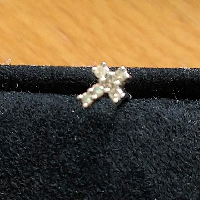 フォリフォリピアス 【驚きの値段】 8722円引き www.gold-and-wood.com