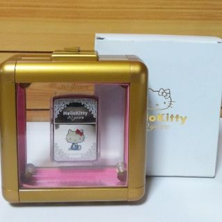 ZIPPO - HELLO KITTY 30周年限定ZIPPOライター スペシャルパッケージの