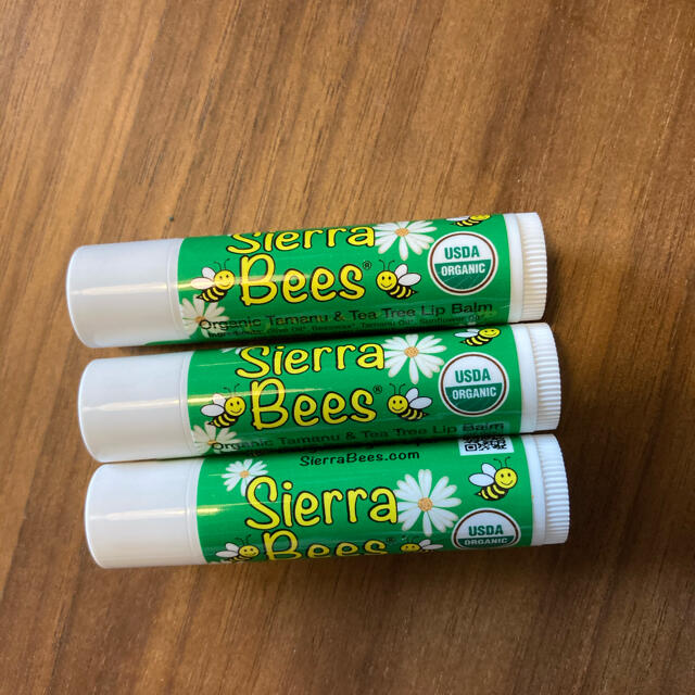 sierra bees リップ　sakura様専用 コスメ/美容のスキンケア/基礎化粧品(リップケア/リップクリーム)の商品写真