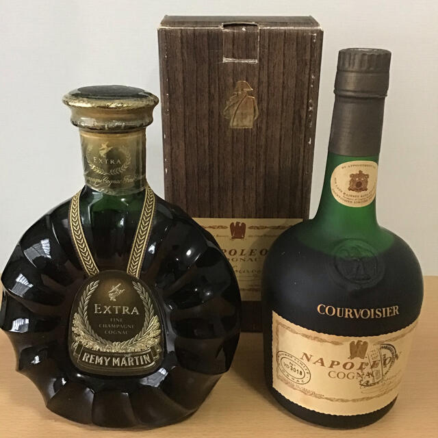 古酒　レミーマルタン　エクストラ　クルボアジェ　ナポレオン　コニャック　2本のサムネイル