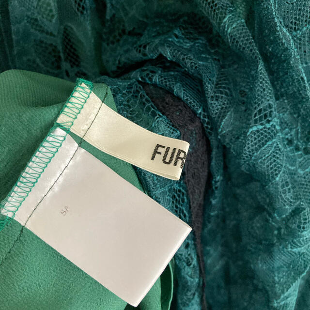 fur fur(ファーファー)のFURFUR ラインレースプリーツスカート レディースのスカート(ロングスカート)の商品写真