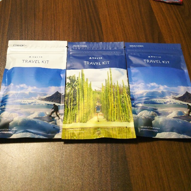 DELTA(デルタ)の【未使用】DELTA TRAVEL KIT 3セット エンタメ/ホビーのコレクション(ノベルティグッズ)の商品写真