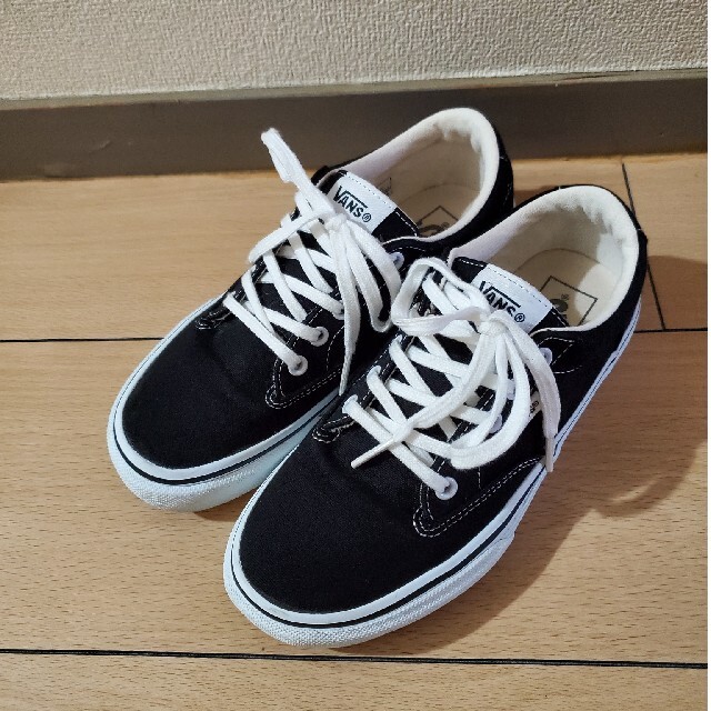 VANS(ヴァンズ)のVANS　スニーカー　22センチ　 レディースの靴/シューズ(スニーカー)の商品写真