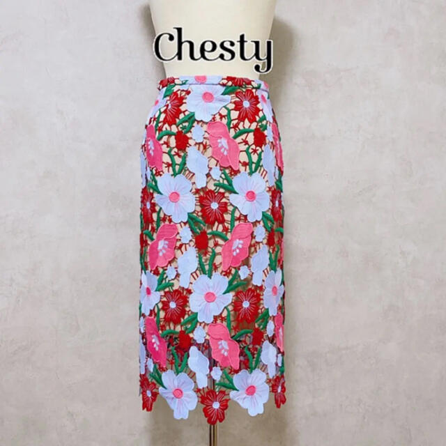 美品 即完売 Chesty フラワーレース スカート 花 刺繍 タイトスカート