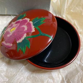 宮崎漆器パウダー入れ🌸パフ付き(漆芸)