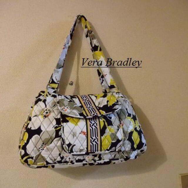 Vera Bradley(ヴェラブラッドリー)のVera Bradleyヴェラブラッドリー♡ハイビスカスキルティングバッグ レディースのバッグ(ハンドバッグ)の商品写真